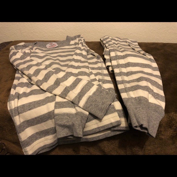 Hanna Andersson Other - Hanna Andersson 130 PJs! 🌟🌟